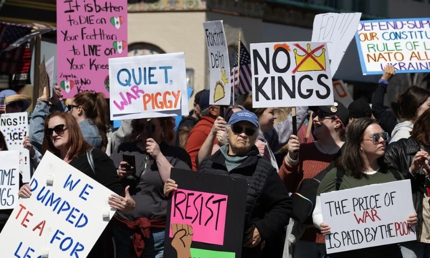 Gelombang Demonstrasi “No Kings” Menguat, Apa yang Sebenarnya Terjadi di Baliknya?