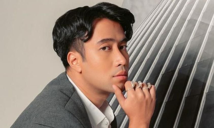 Vidi Aldiano, Musisi Pop Indonesia yang Tumbuh Bersama Generasi Pendengarnya