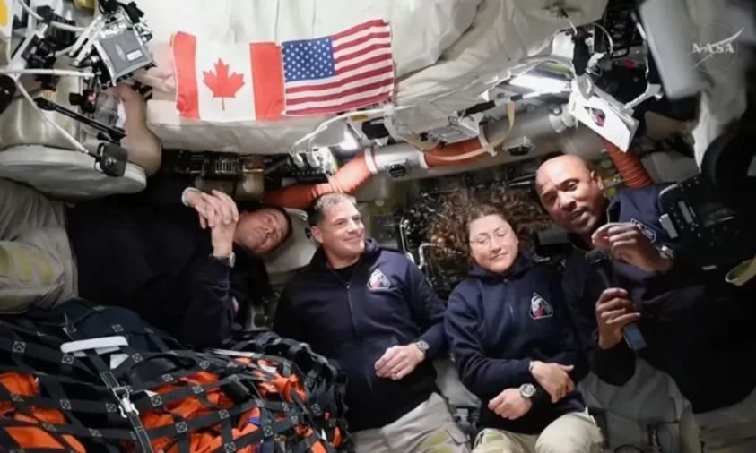 Artemis II Sedang Berlangsung Kru NASA Jalani Misi Krusial Mengelilingi Bulan