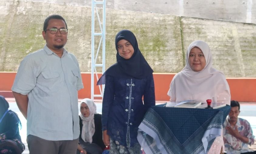 Penyerahan 99 Komik Karya Siswa Prestasi Global
