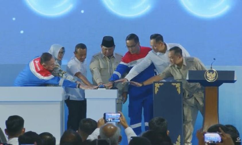 Prabowo Subianto Meresmikan Pembangunan Kilang Bensin di Cilacap, Indonesia Menuju Lepas dari Ketergantungan Impor BBM