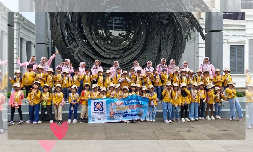 Little Traveller on The City Bus: Penyerahan Plakat Apresiasi kepada Koordinator Wilayah BRT Koridor 3