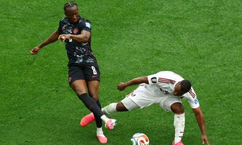 FIFA Skors Pemain Qatar Lima Laga Usai Tekel Horor yang Patahkan Kaki Pemain Kanada