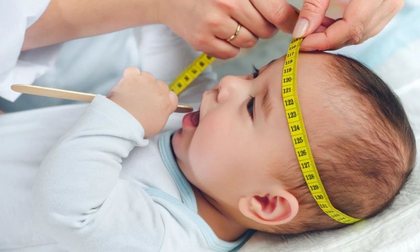 Pengukuran Lingkar Kepala Bayi