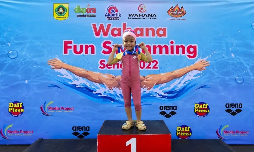 Shanum Lashira Annasya Fun Swimming Bogor