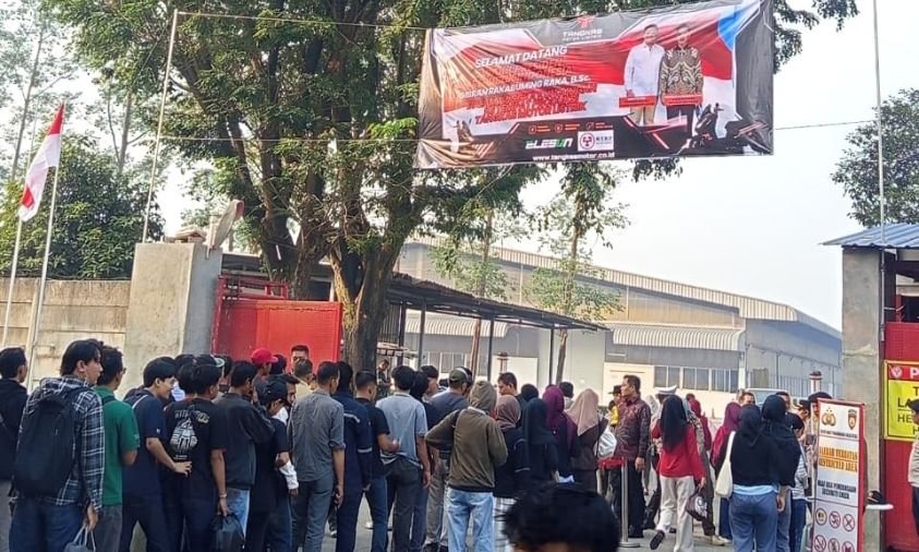 Kunjungan Gibran ke Pabrik Tangkas Motor Listrik Picu Keluhan Karyawan, Sterilisasi Kawasan Jadi Sorotan