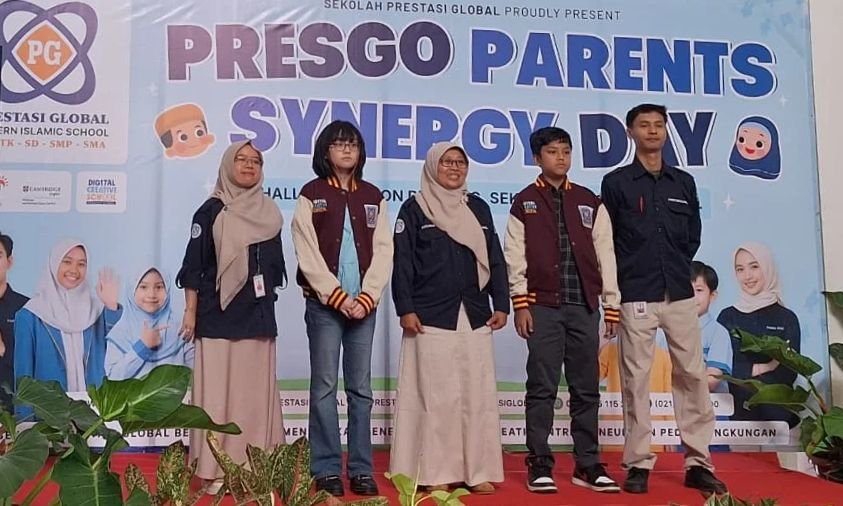 Penyematan Jaket Sekolah Prestasi Global 2026