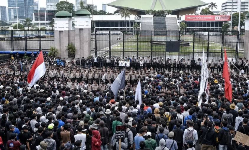 Demo DPR RI Soroti RUU Perampasan Aset, DPR Targetkan Rampung Desember 2026