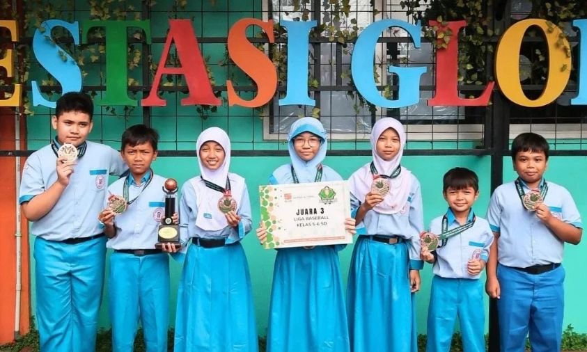 Bangga! Tim Baseball SD Prestasi Global Bawa Pulang Medali dari Kejuaraan Nasional di Bandung