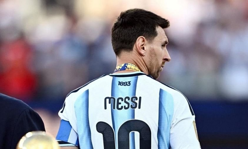 Messi Resmi Pensiun dari Timnas Argentina, Akhiri Perjalanan Bersejarah Bersama Albiceleste