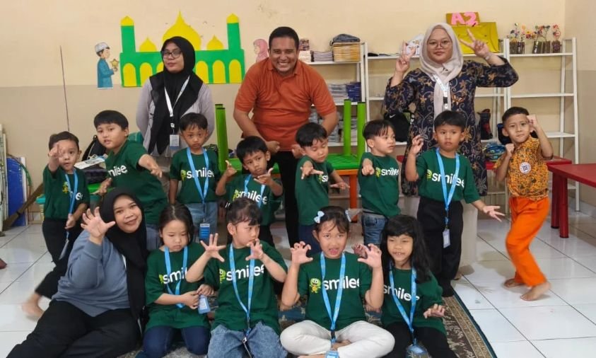 Serunya Bertemu Serigala Lucu! Smilee Prestasi Global Ajak Anak Belajar Bahasa Inggris Lewat Dongeng