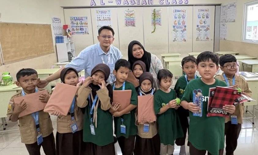 Seru dan Menantang! Smilee Prestasi Global Asah Kemampuan Bahasa Inggris Lewat English Quiz