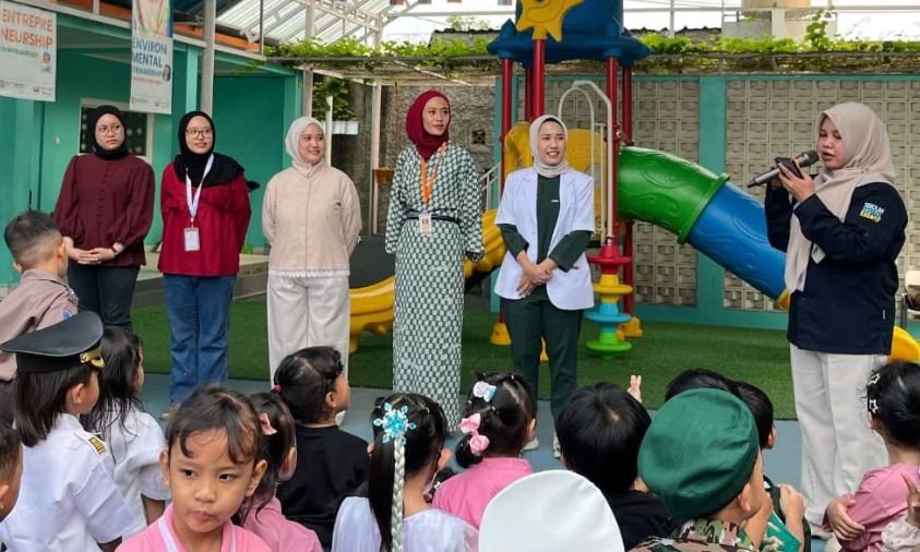 KB-TK Prestasi Global Hadirkan Pengalaman Belajar Menyenangkan Melalui Kegiatan Fun With Parents