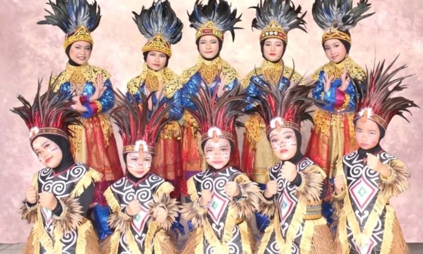 Lomba Tari Nusantara SD Prestasi Global
