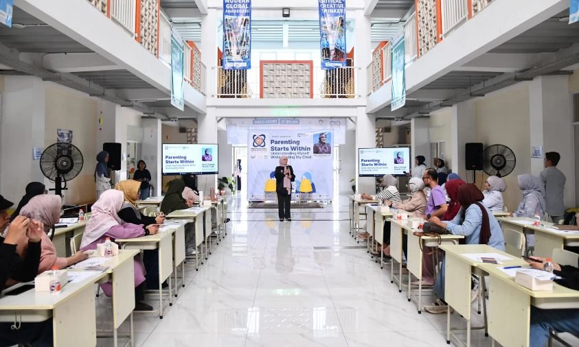 Sekolah Prestasi Global Menggelar Parent Workshop, Mengajak Orang Tua Memahami Diri Sebelum Mendampingi Anak