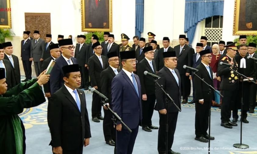 Reshuffle Prabowo Geser Sejumlah Pejabat, dari Menteri hingga Kapolri
